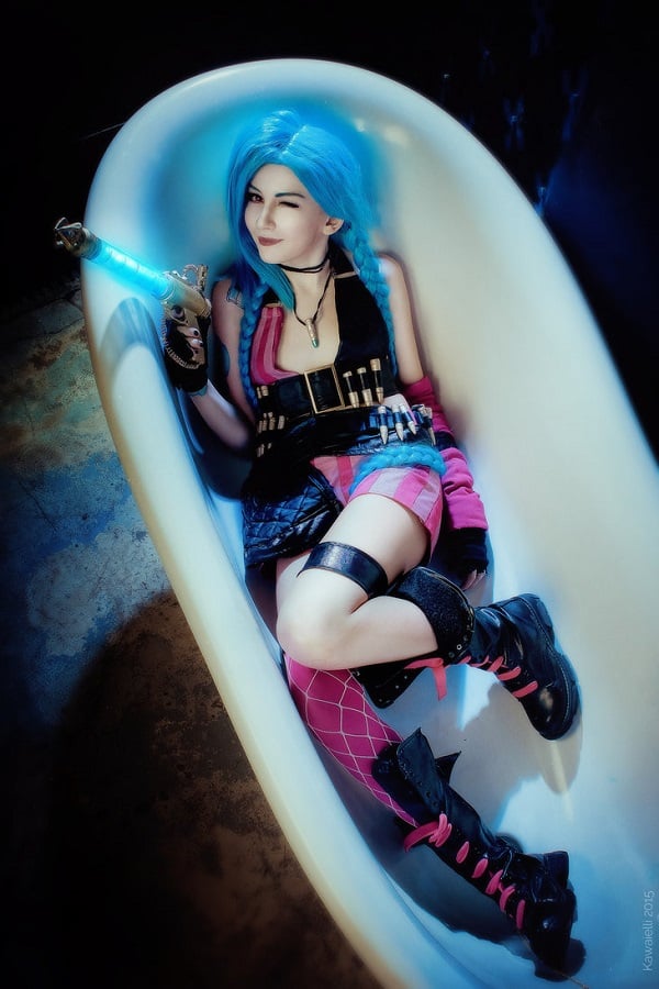 A Gallery of League of Legends Jinx Cosplay