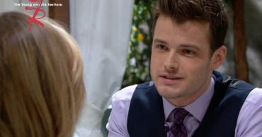 Young and the Restless Spoilers: Kyle Shares A Secret