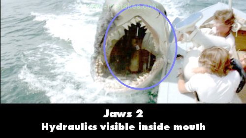 15 Horror Movie Mistakes You Now Can&#8217;t Unsee