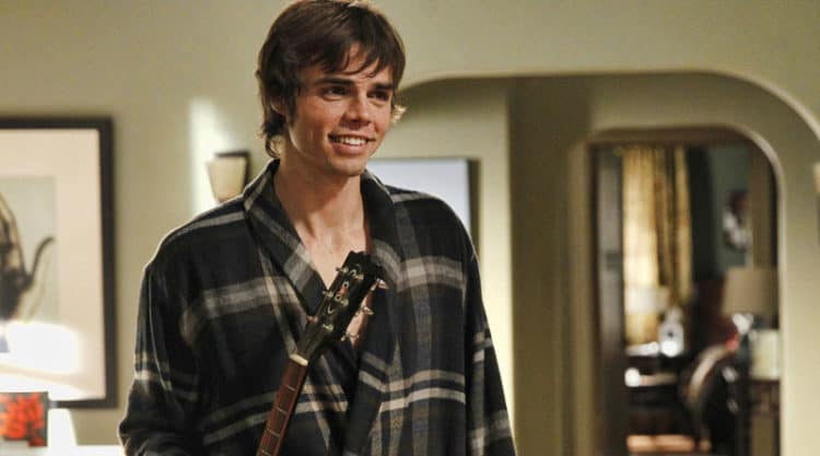 10 Things You Didn&#8217;t Know about Reid Ewing