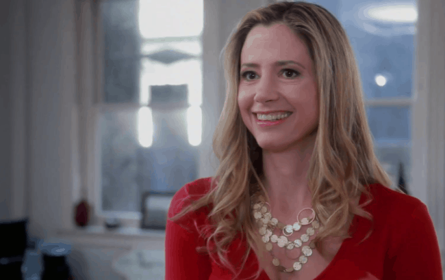 10 Things You Didn’t Know about Mira Sorvino