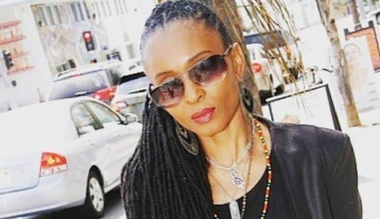 10 Things You didn’t Know about Dee Barnes