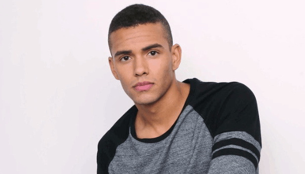 Fun Facts About Days of Our Lives&#8217; Emmy Winner Kyle Pettis