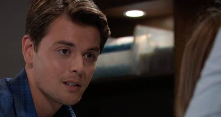 General Hospital Spoilers: Julian Reaches Out to Alexis