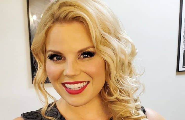 10 Things You Didn&#8217;t Know about Megan Hilty