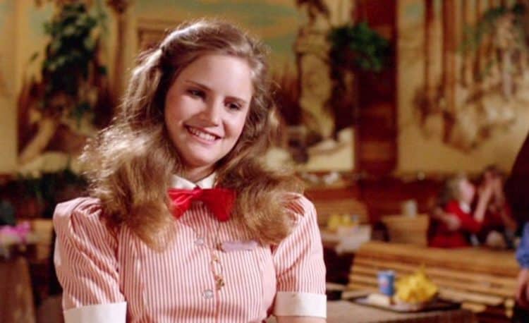 Jennifer Jason Leigh Fast Times