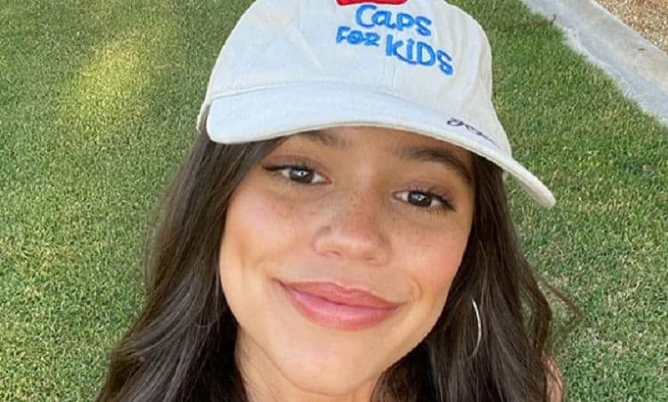 Top 10+ Where Does Jenna Ortega Live