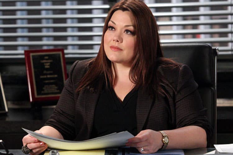 10 Things You Didn&#8217;t Know about Brooke Elliott