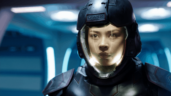 Why Spacesuits in TV and Movies Have Lights in the Helmets - TVovermind