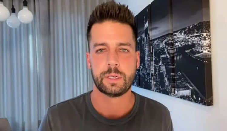 Unveiling the Life of Comedian John Crist: 10 Intriguing Facts