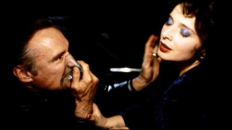 Blue Velvet: A Dreamy Nightmare of Suburbia and the Birth of Indie Cinema