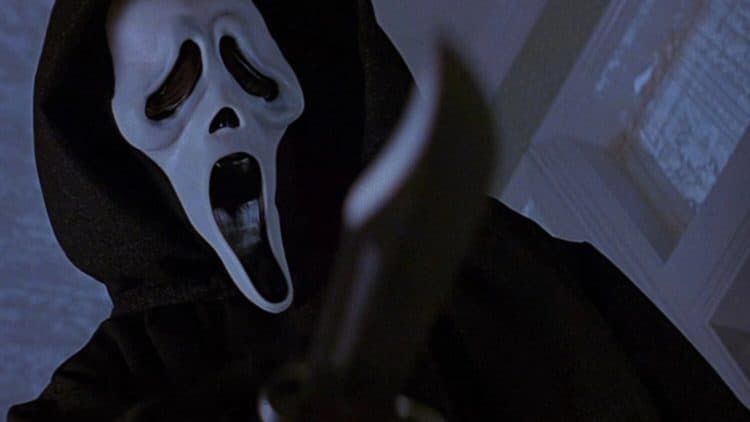 How Wes Craven Used to Mess With Actors on the Set of Scream