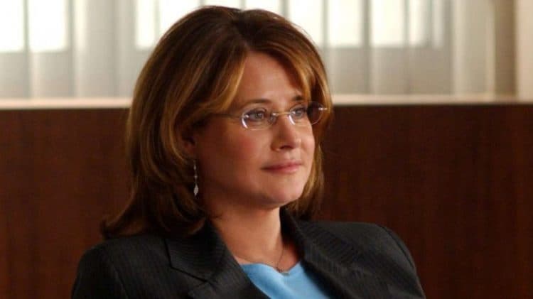 10 Things You Didn&#8217;t Know about Lorraine Bracco