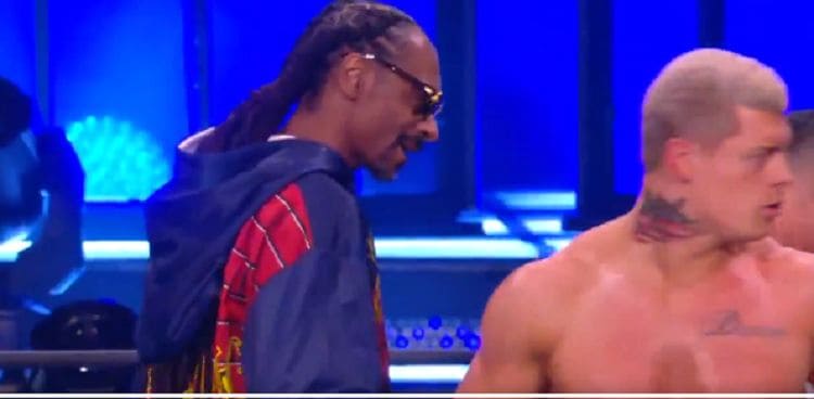 You Have to See This:  Snoop Dogg from the Top Rope!