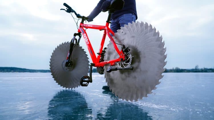 Guy Replaces His Bike Wheels With Saw Blades To Bike On Ice