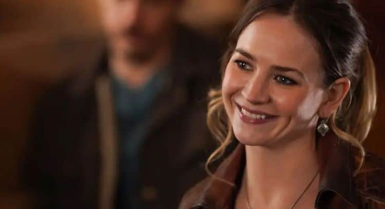 10 Things You Didn’t Know about Britt Robertson