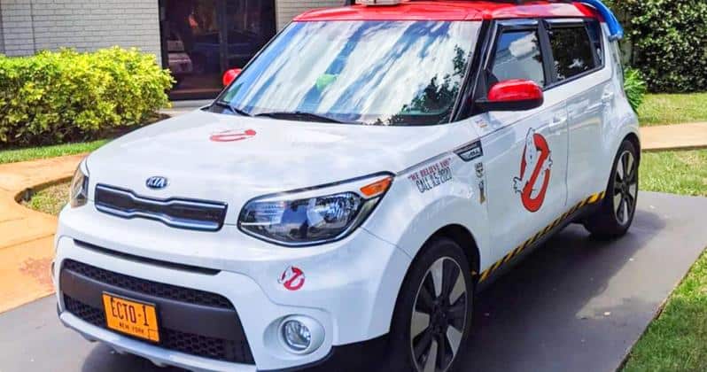 Ghostbusters Fan Turns His Kia Soul Into the Ecto-1