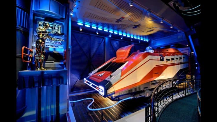 Dad Builds Disneyland’s Star Tours Ride at Home for Daughter’s Birthday