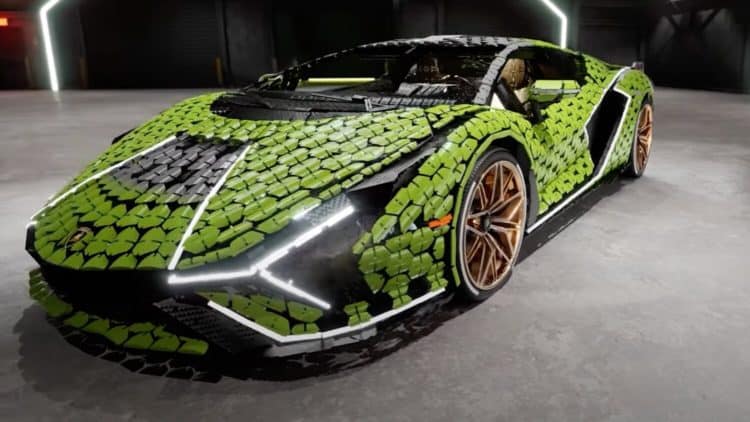 Check Out This Lamborghini Built Out of 400,000 LEGO Pieces