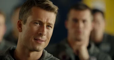 10 Things You Didn’t Know about Glen Powell