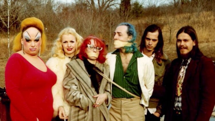 Cult Movie Review: Pink Flamingos (1972)