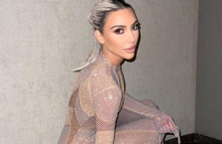 Kim Kardashian&#8217;s 16-Lbs. Weight Loss Caused Her to Lose Use of Her Hands