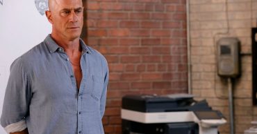 Actor Christopher Meloni is Just Like Every Dad