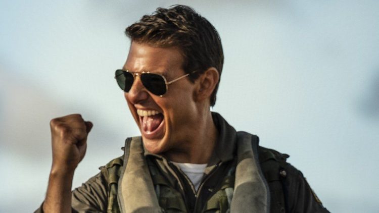 Michael Bay&#8217;s Disastrous Gift from Tom Cruise