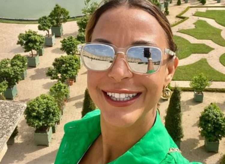 How Eva LaRue Maintains Her Youthful Appearance