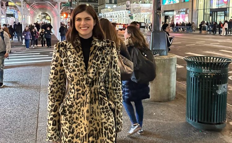 Alexandra Daddario facts