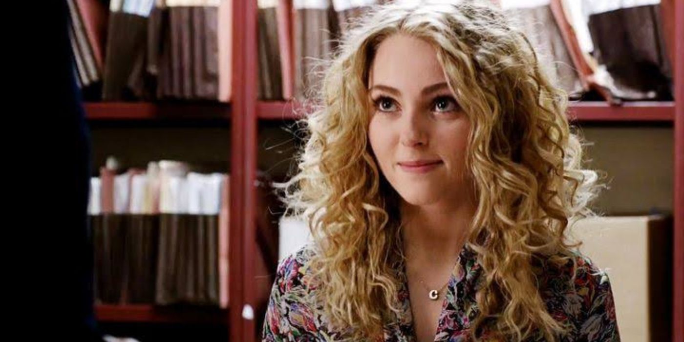 8 Things You Didn t Know About The Carrie Diaries s AnnaSophia Robb 8-things-you-didn-t-know-about-the-carrie-diaries-s-annasophia-robb