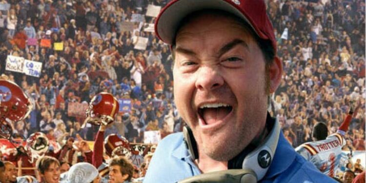 David Koechner in The Comebacks