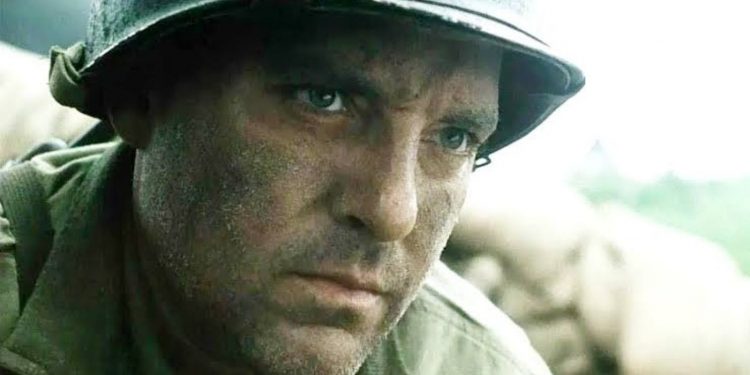 Tom Sizemore in Saving Private Ryan