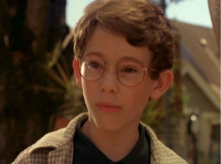 7 Things You Didn’t Know About Joey Zimmerman - TVovermind