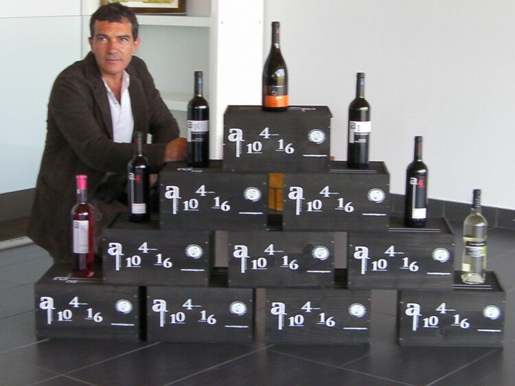 Antonio Banderas winery business - Antonio Banderas facts