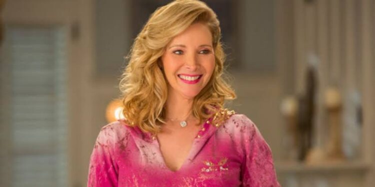 Lisa Kudrow in Better Nate Than Ever