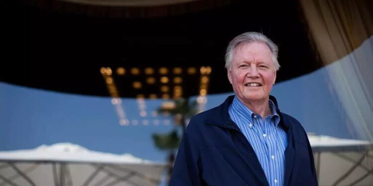 Jon Voight 4