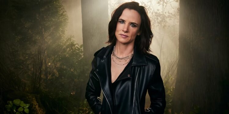 Juliette Lewis facts