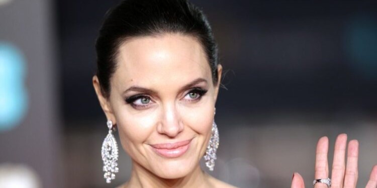 8 Things You Didn&#8217;t Know About Tomb Raider&#8217;s Angelina Jolie