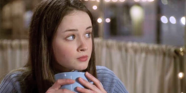 One Strange Gilmore Girls Character Trait Is Hilariously Faked