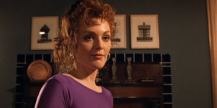 Julianne Moore in Tales from the Darkside: The Movie