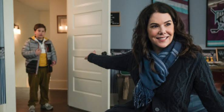 Lauren Graham in The Mighty Ducks: Game Changers