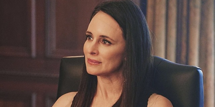 Madeleine Stowe in Revenge TV series