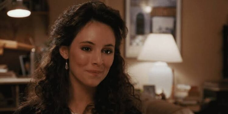 Madeleine Stowe in Stakeout