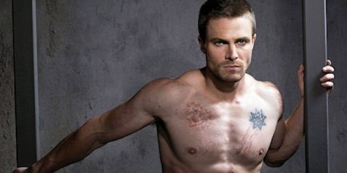 Stephen Amell 2