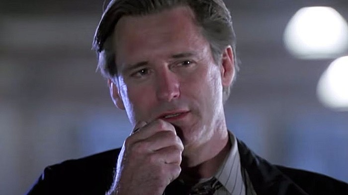 Bill Pullman plays the U.S. president in Independence Day (1996)