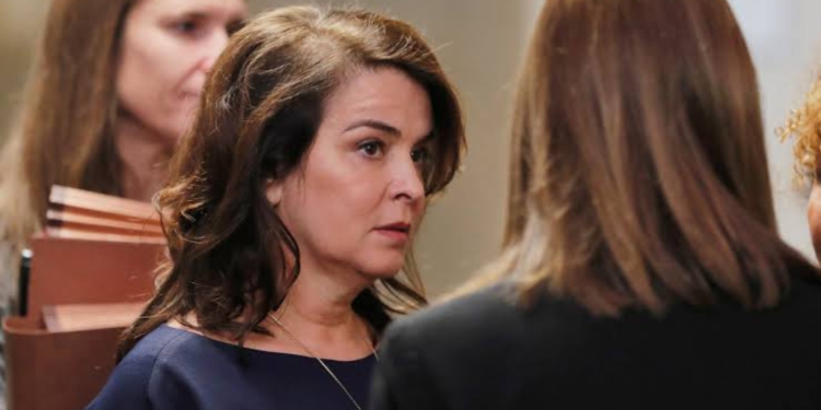 Annabella Sciorra in court for Weinstein trial