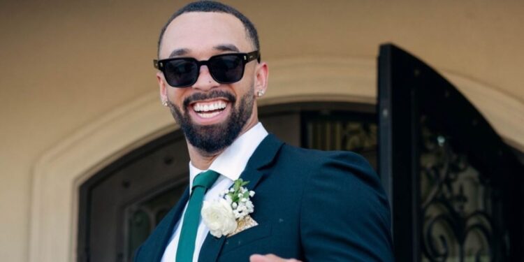 Bartise Bowden at his sister's wedding