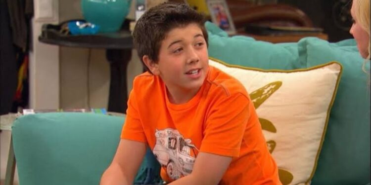 Bradley Steven Perry in Good Luck Charlie