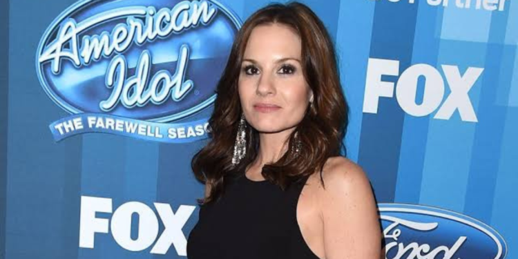 Kara DioGuardi as American Idol judge